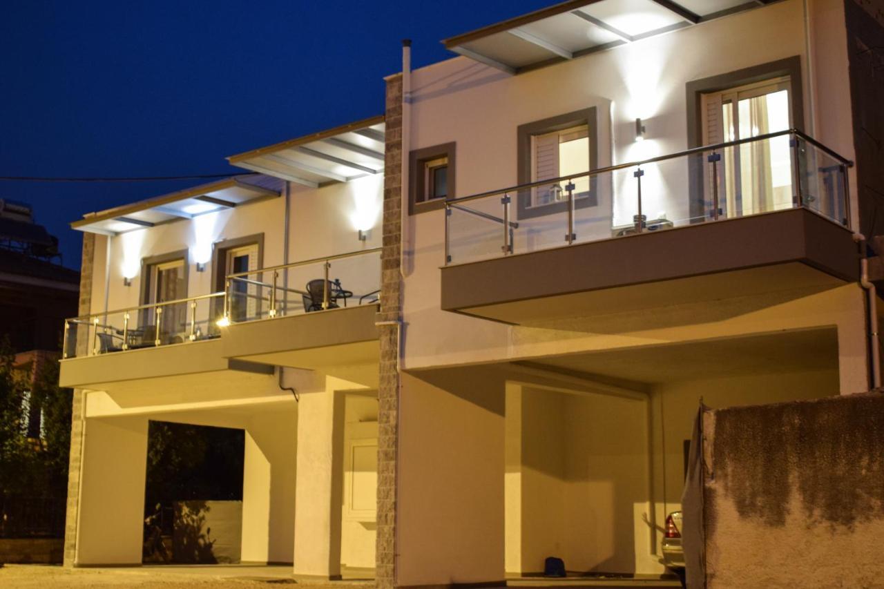 Oreon Suites - Usia นาฟปลิโอ ภายนอก รูปภาพ