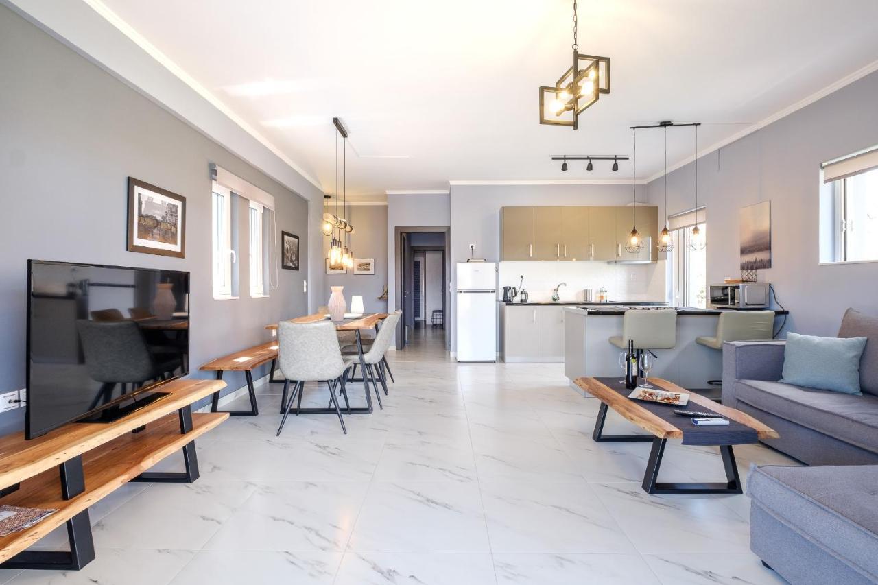 Oreon Suites - Usia นาฟปลิโอ ภายนอก รูปภาพ