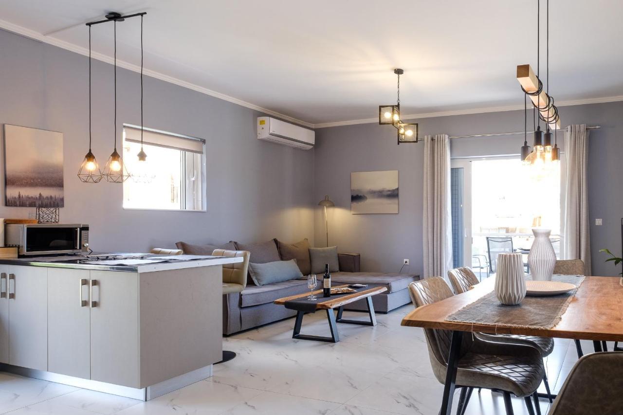 Oreon Suites - Usia นาฟปลิโอ ภายนอก รูปภาพ
